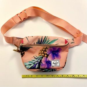 Like New Herschel Waist Pack Crossbody Tropical Pineapple Print